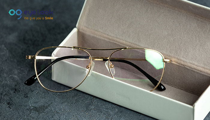 عینک زنانه فلزی با فریم ظریف به همراه جعبه
